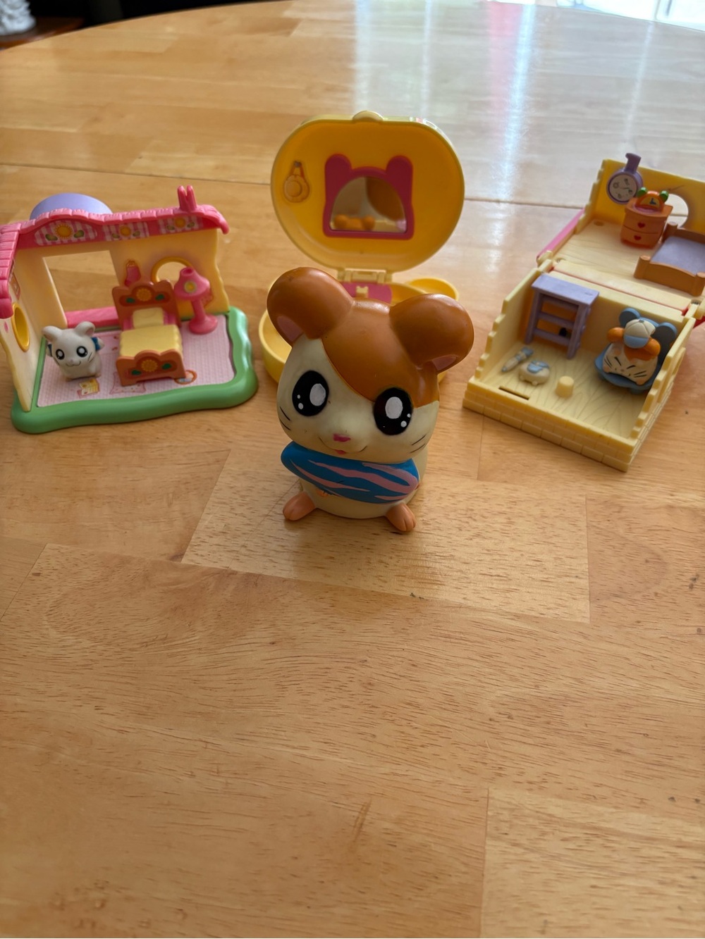 Epoch hamtaro vintage lot